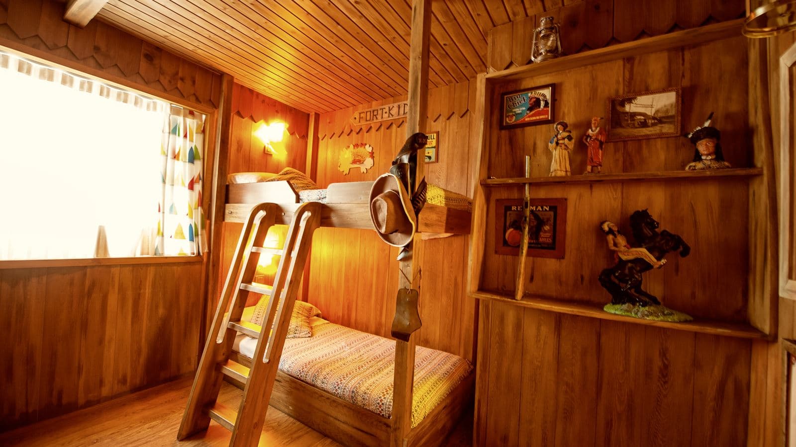 rooms-kids-suite