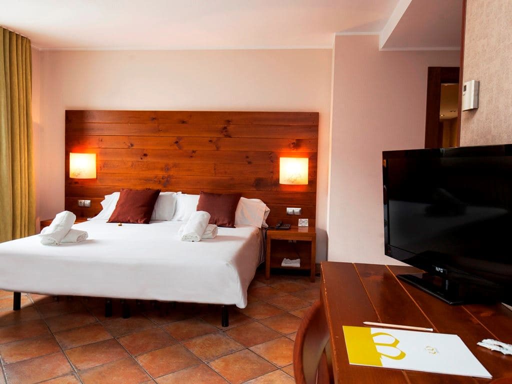 rooms-triple-room