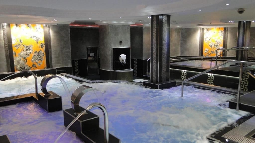 pools-indoor-pool