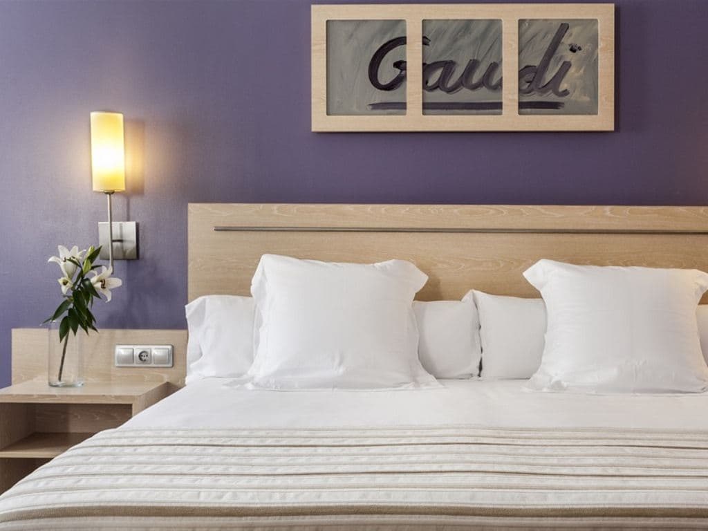 rooms-triple-room