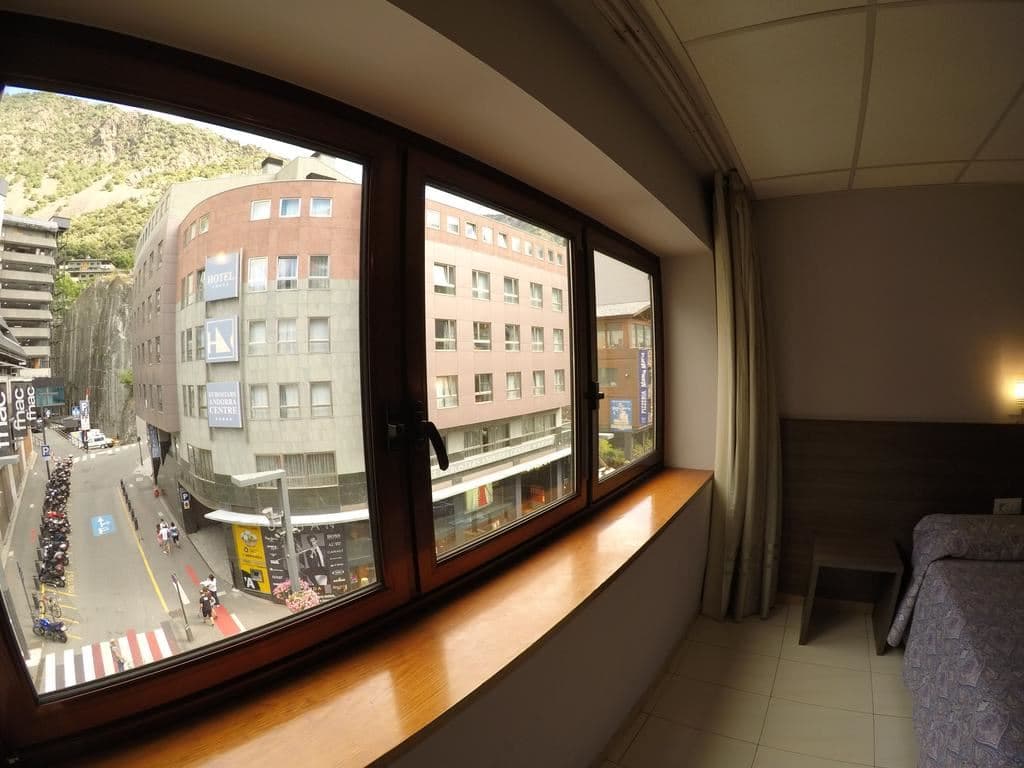 rooms-standard-room