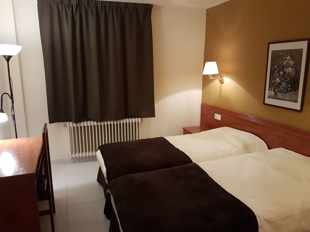 rooms-doble-room