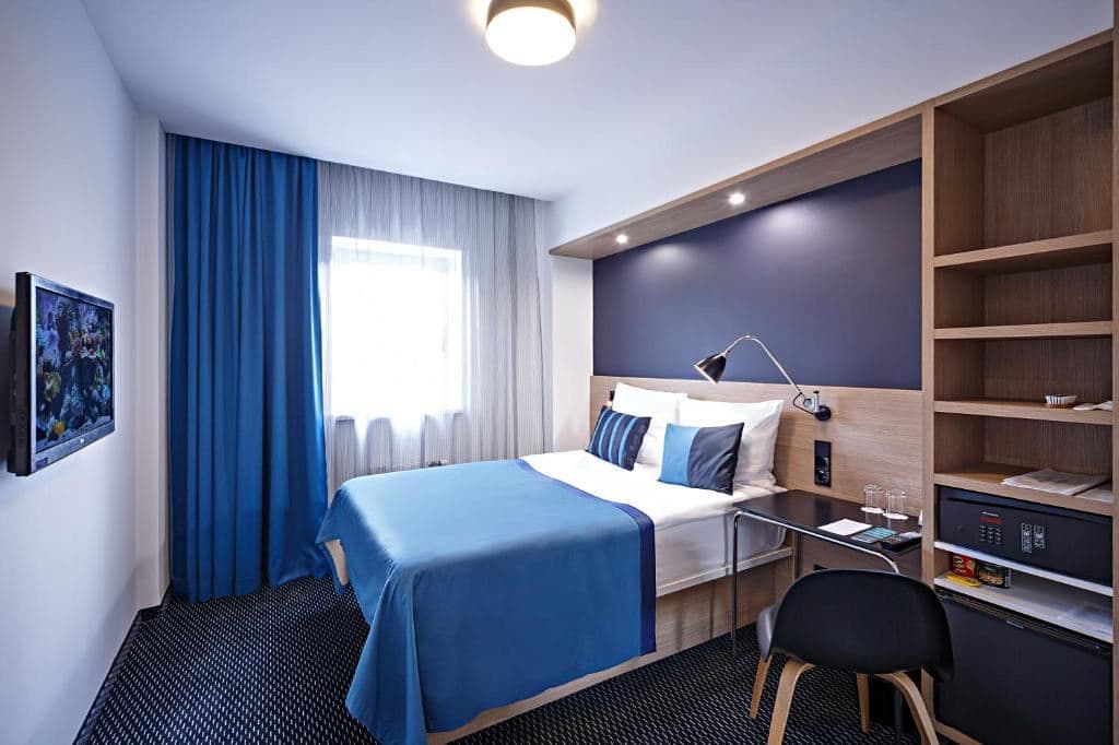 rooms-business