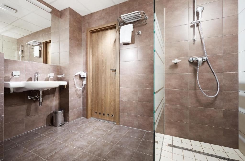 rooms-suite