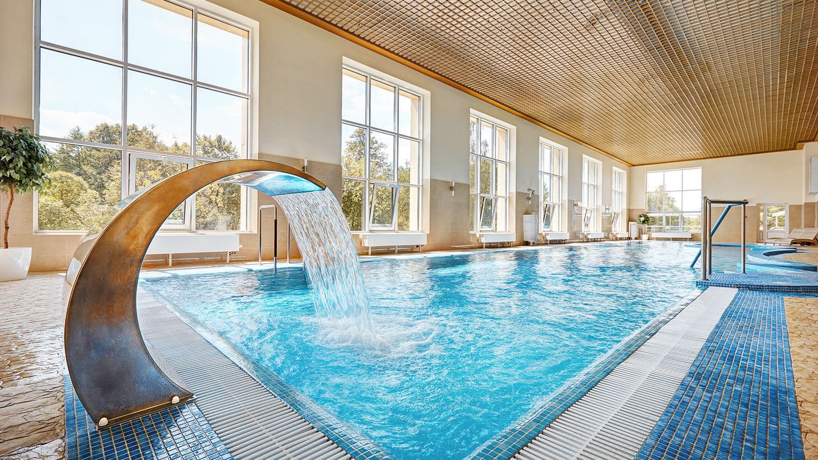pools-indoor-pool