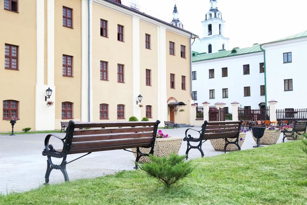 general-main-building