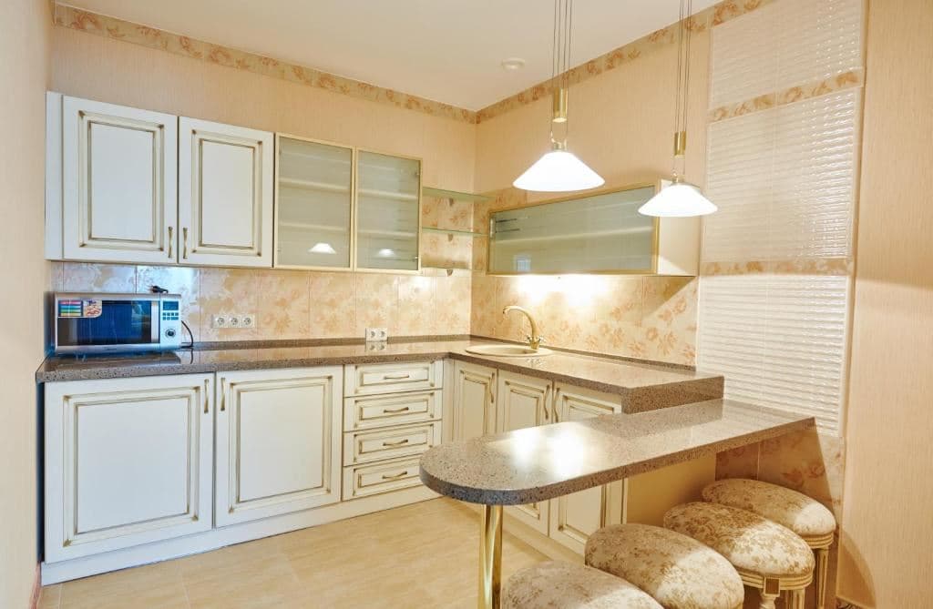 rooms-luxe-suite