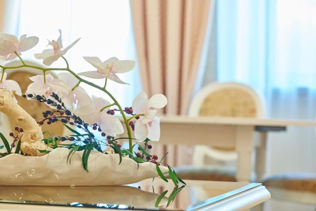 rooms-luxe-suite