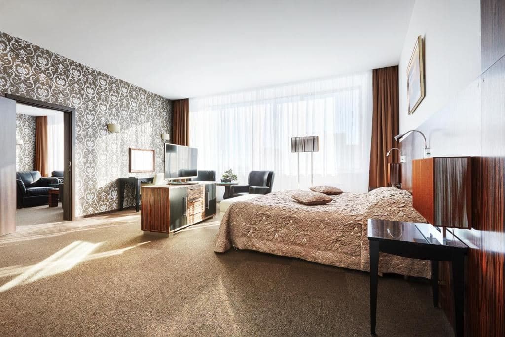 rooms-luxe-superior