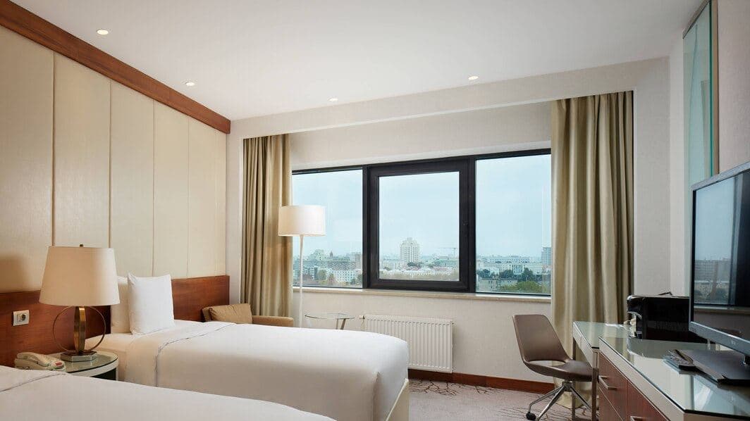 rooms-room-club