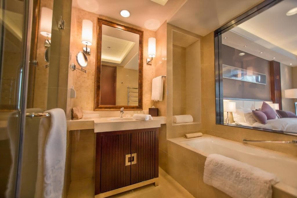 rooms-deluxe-double-room