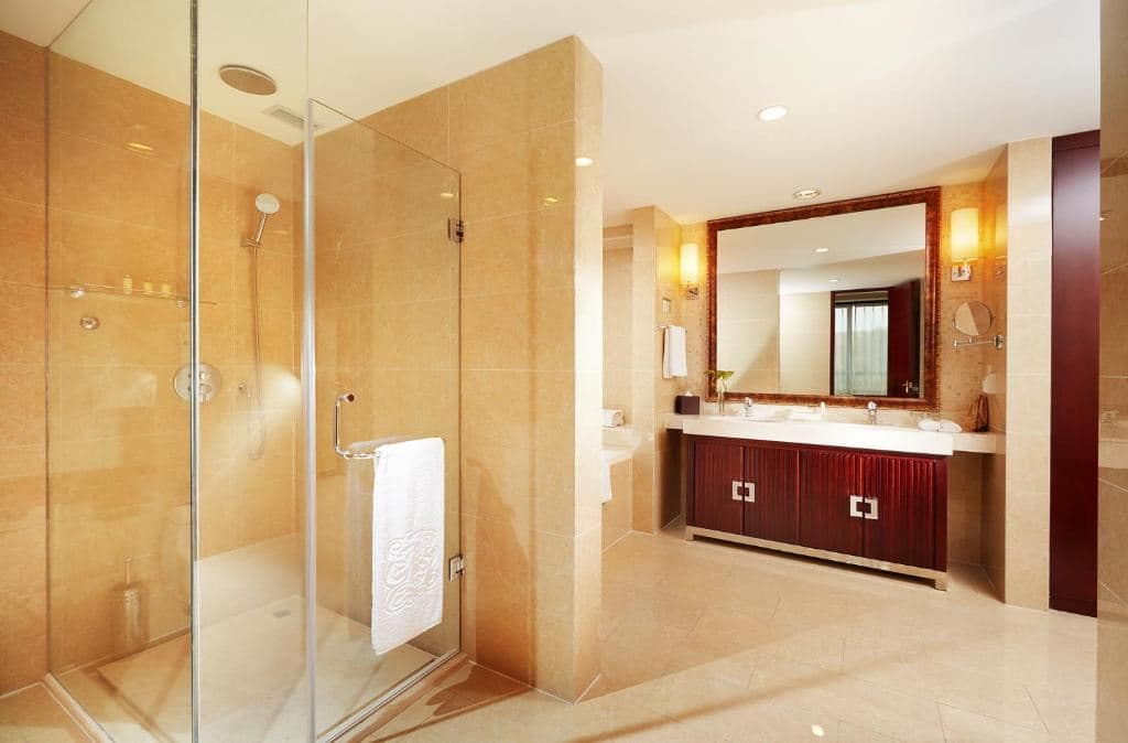 rooms-deluxe-suite