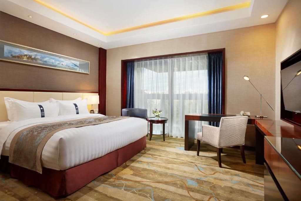 rooms-room-standard-double
