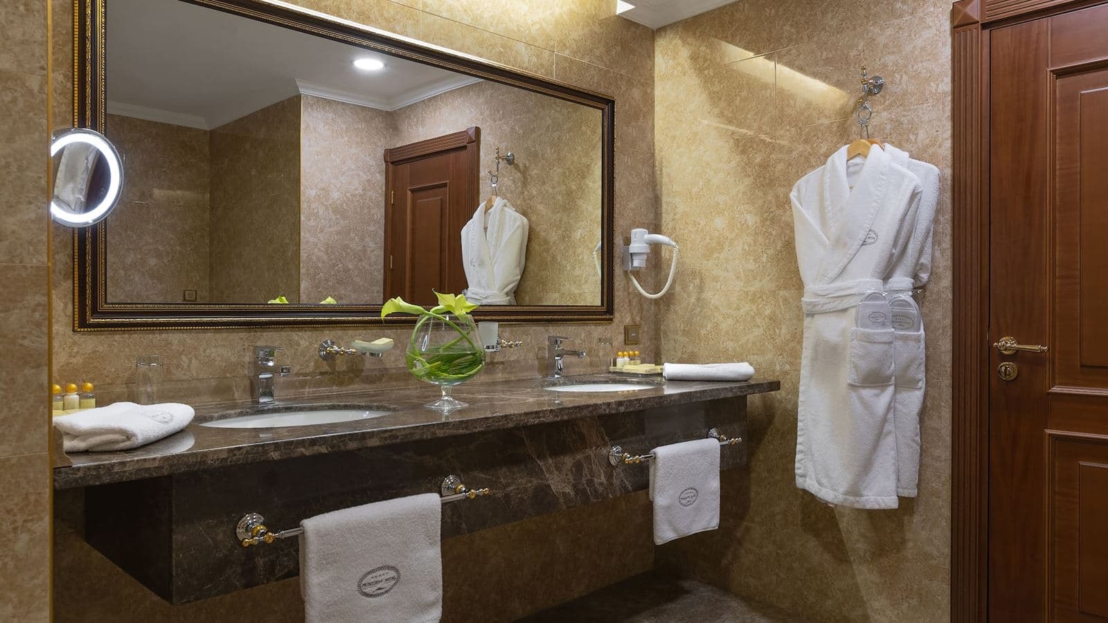 rooms-suite