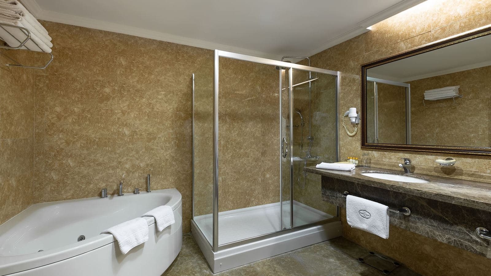 rooms-junior-suite