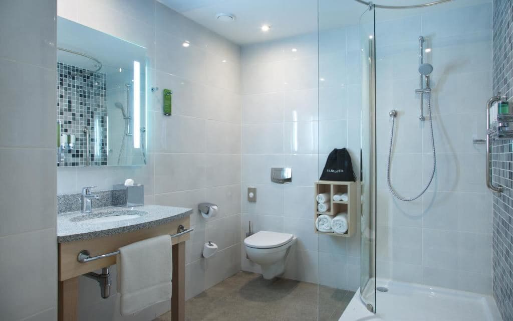 rooms-family-room