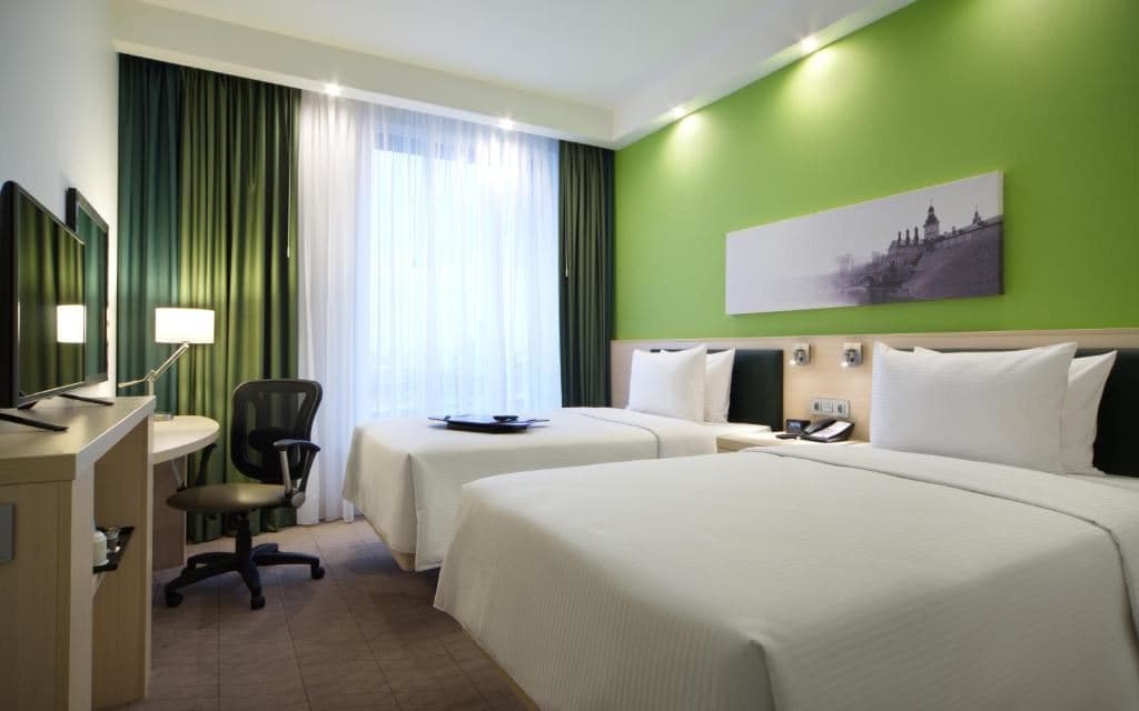 rooms-family-room