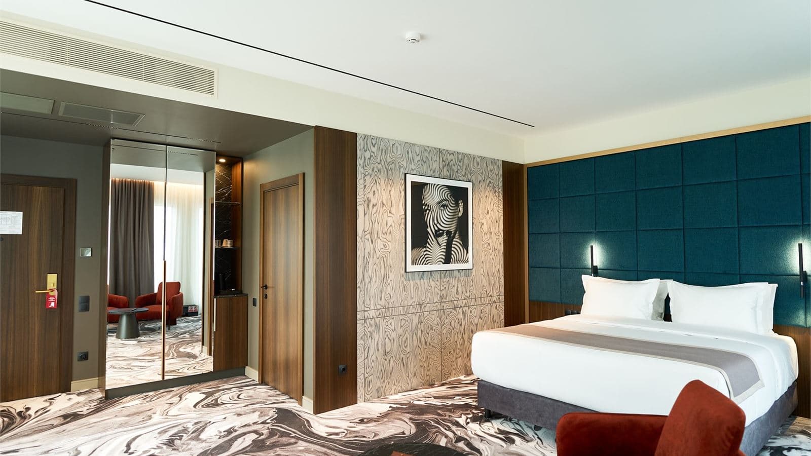 rooms-junior-suite-с-видом-на-город