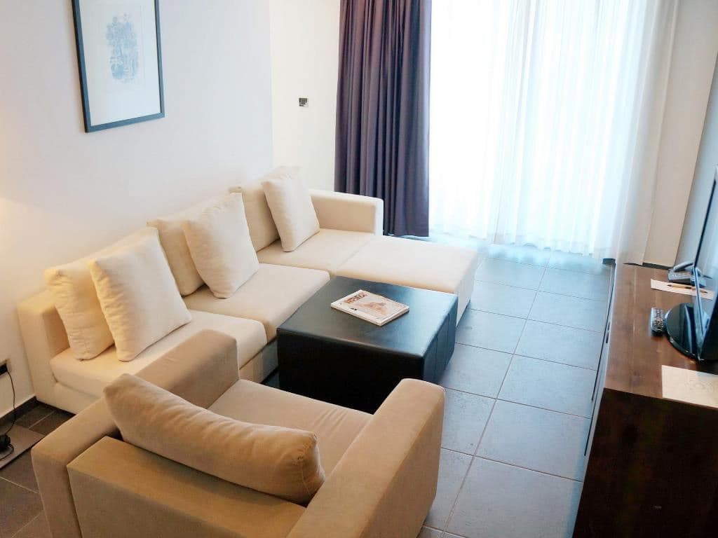 rooms-superior-room