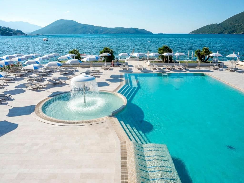 pools-pools