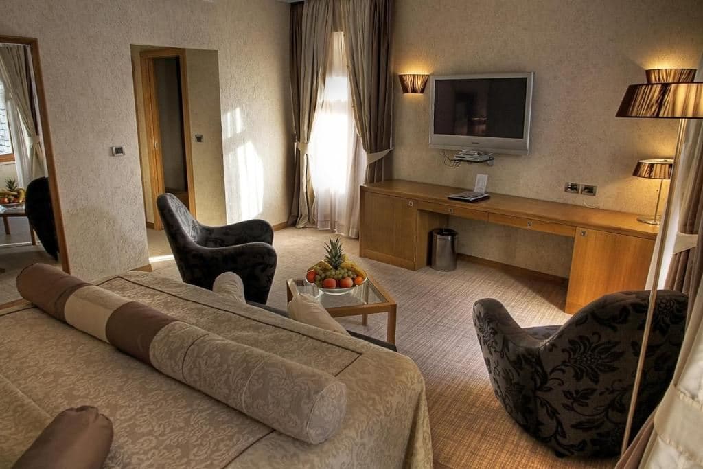rooms-junior-suite