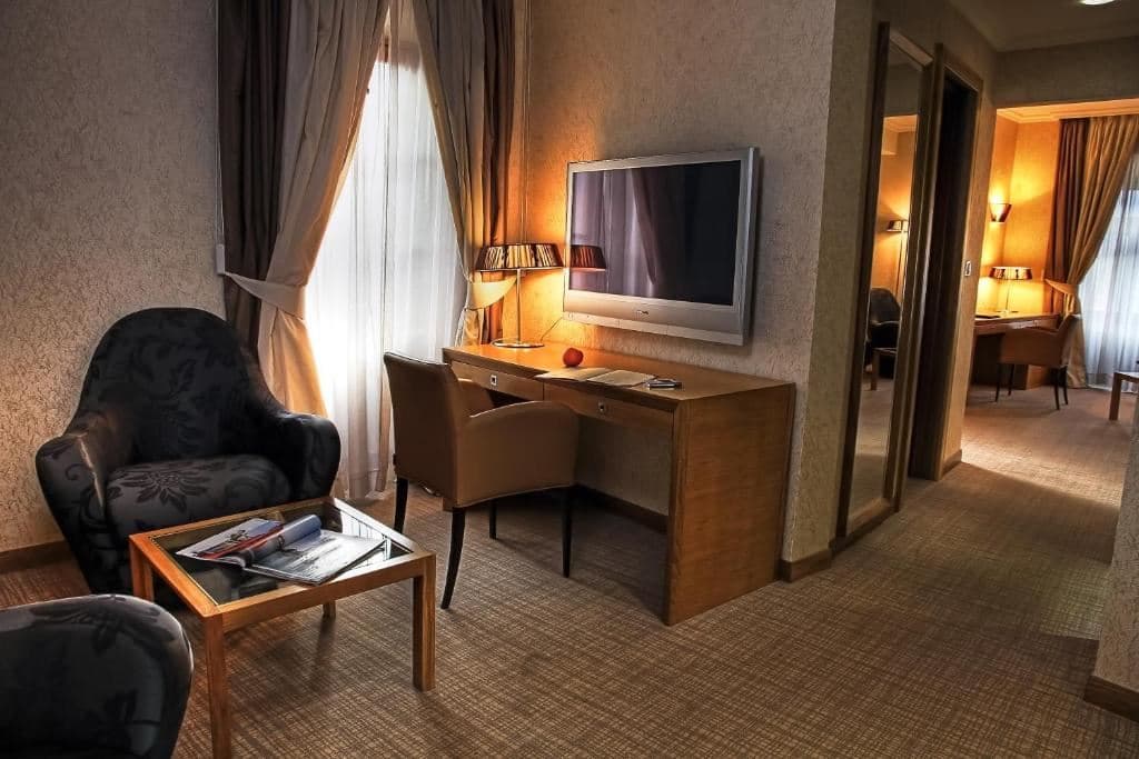 rooms-junior-suite