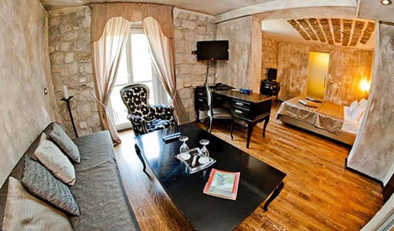 rooms-junior-suite