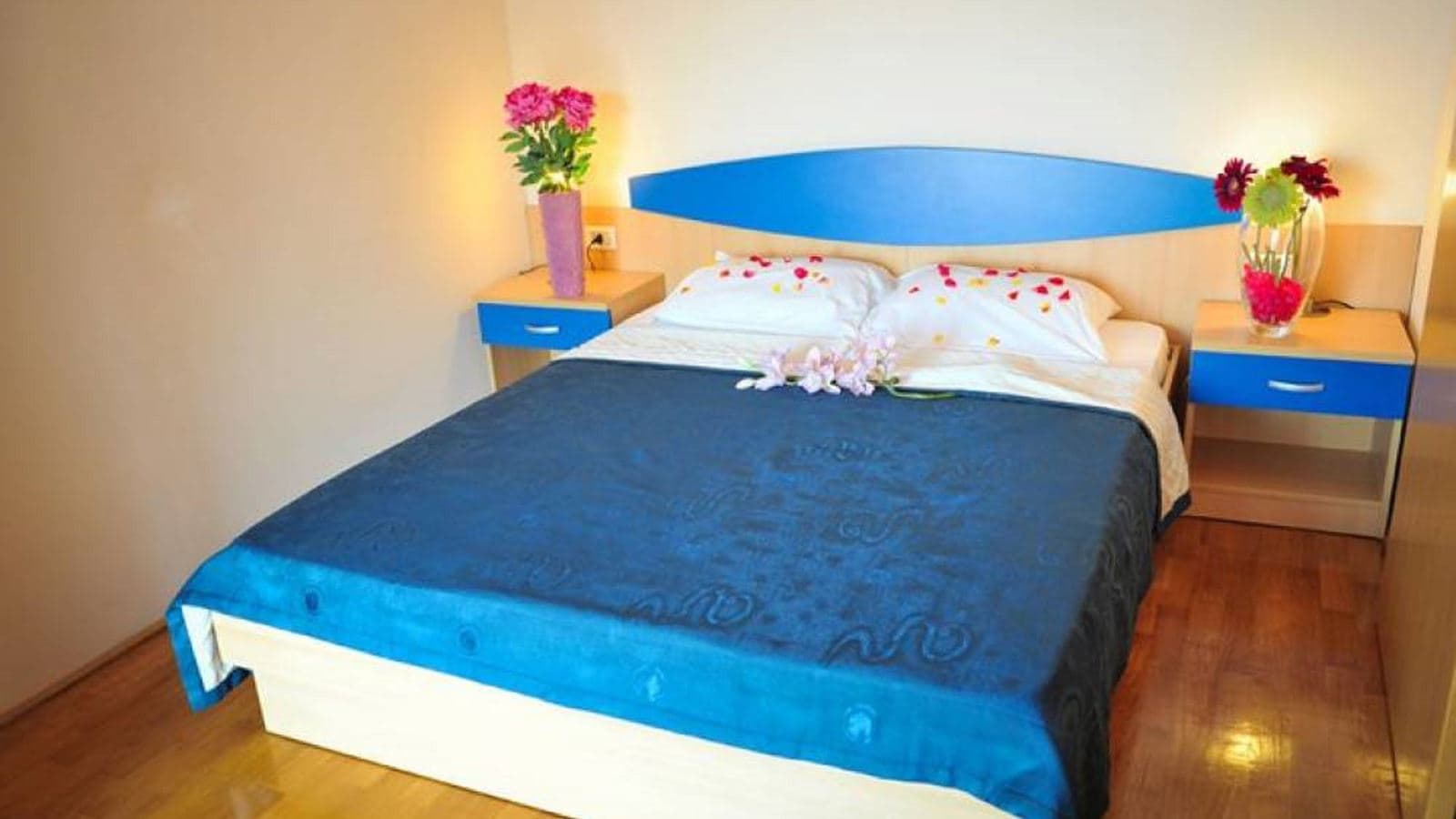 rooms-junior-suite