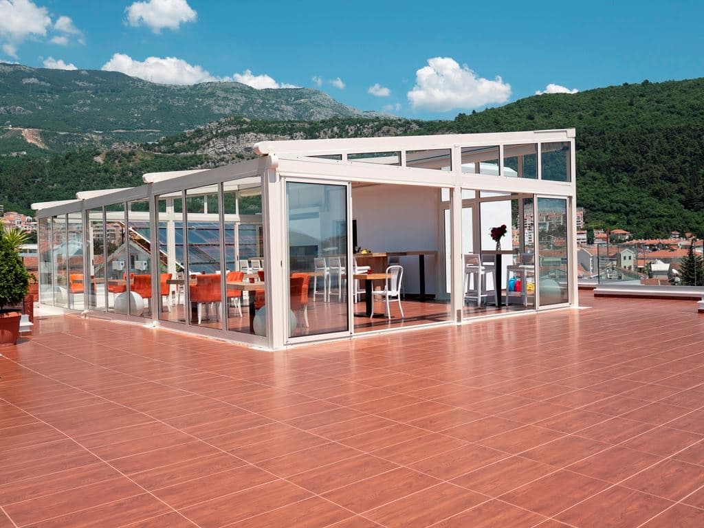 restaurants-restaurant