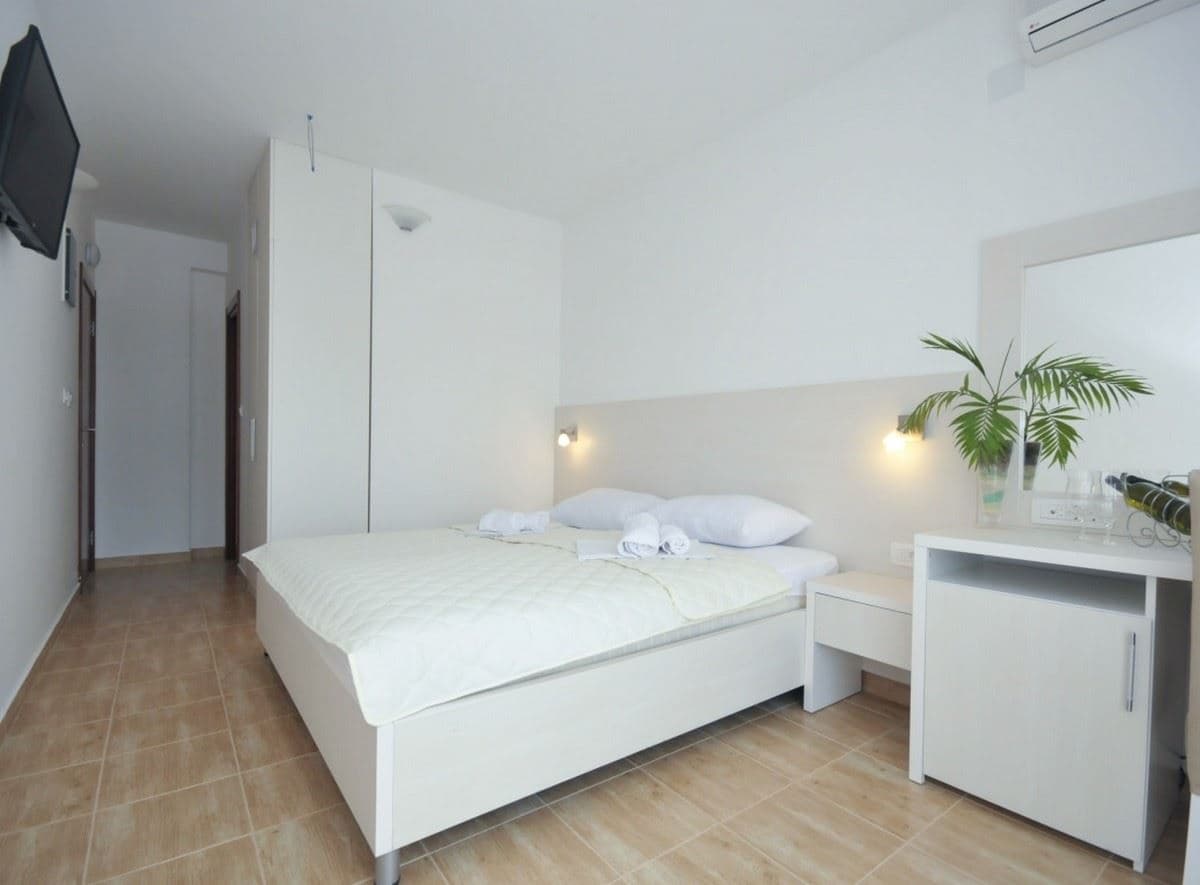 rooms-double-room