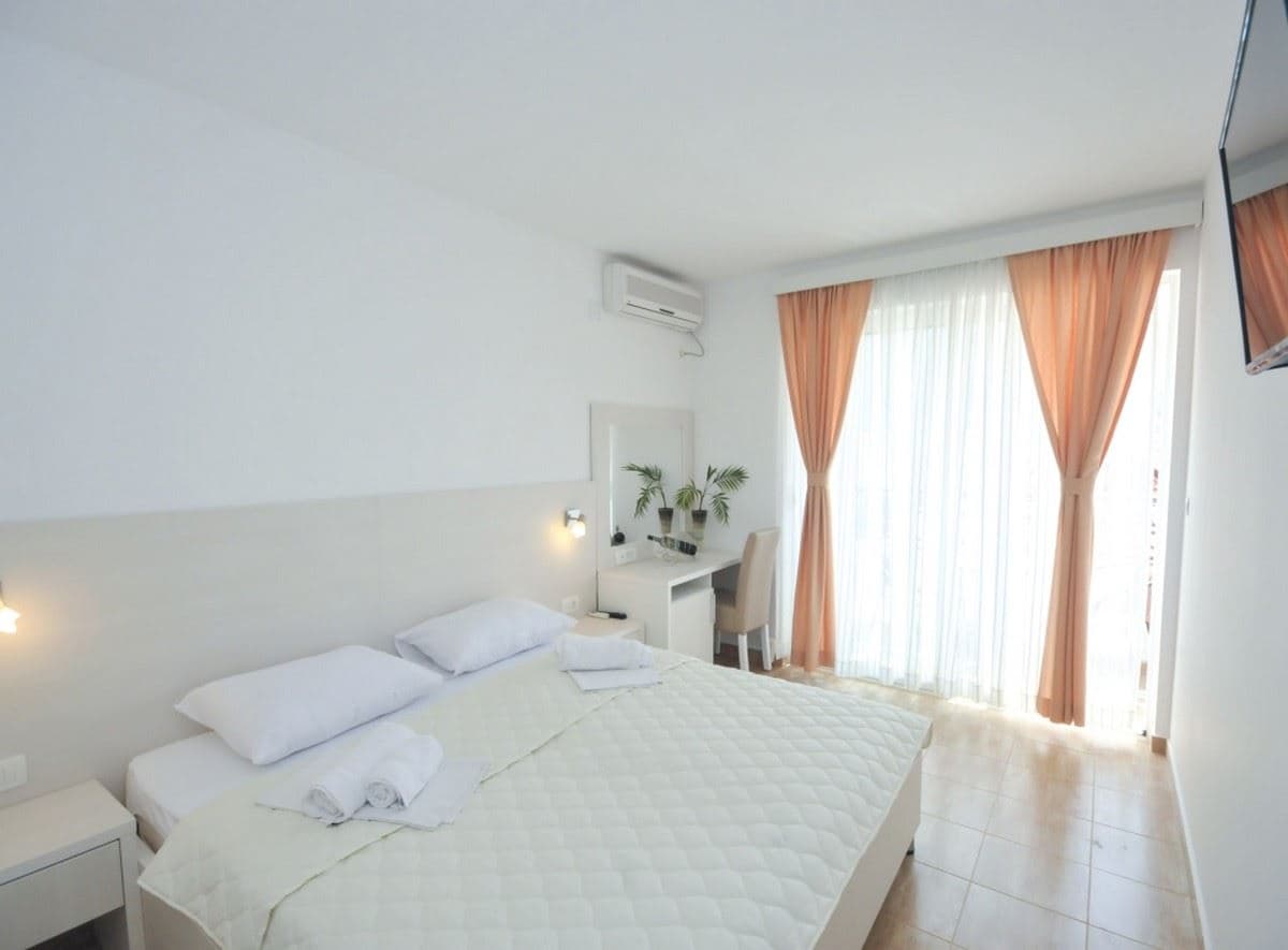 rooms-double-room
