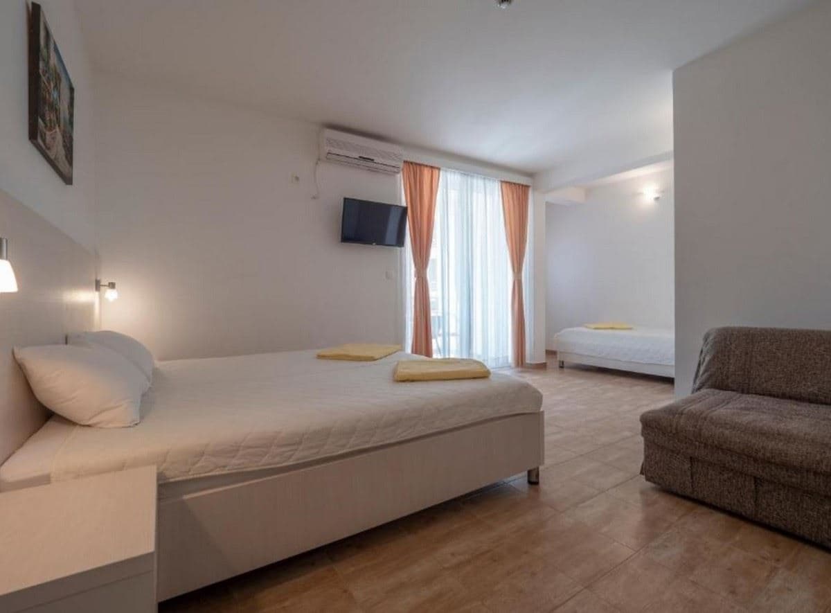 rooms-family-studio