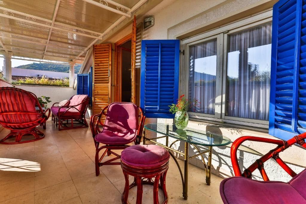 rooms-apartment-6-pax