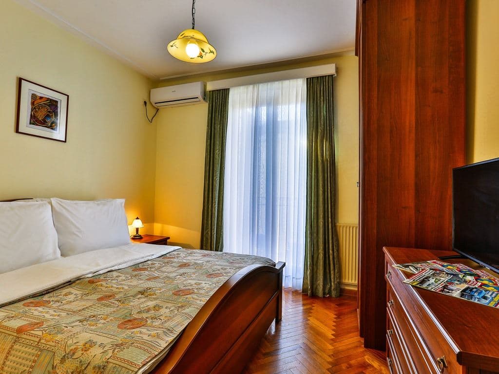 rooms-double-room-single-use