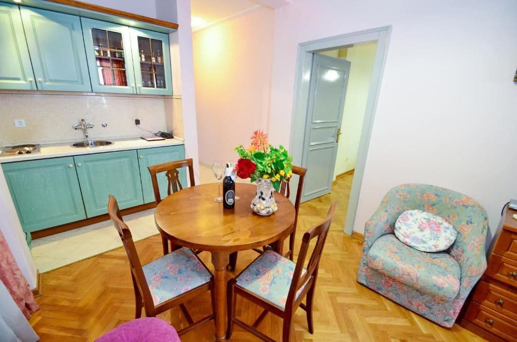 rooms-apartment-triple