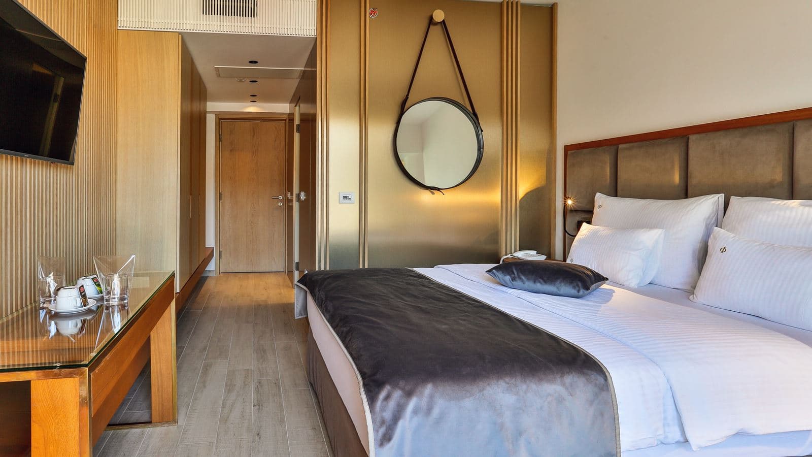 rooms-superior-room