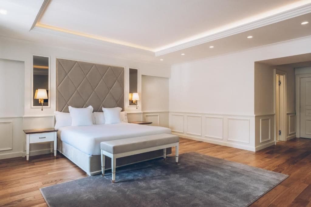 rooms-heritage-premium-sea-view-suite
