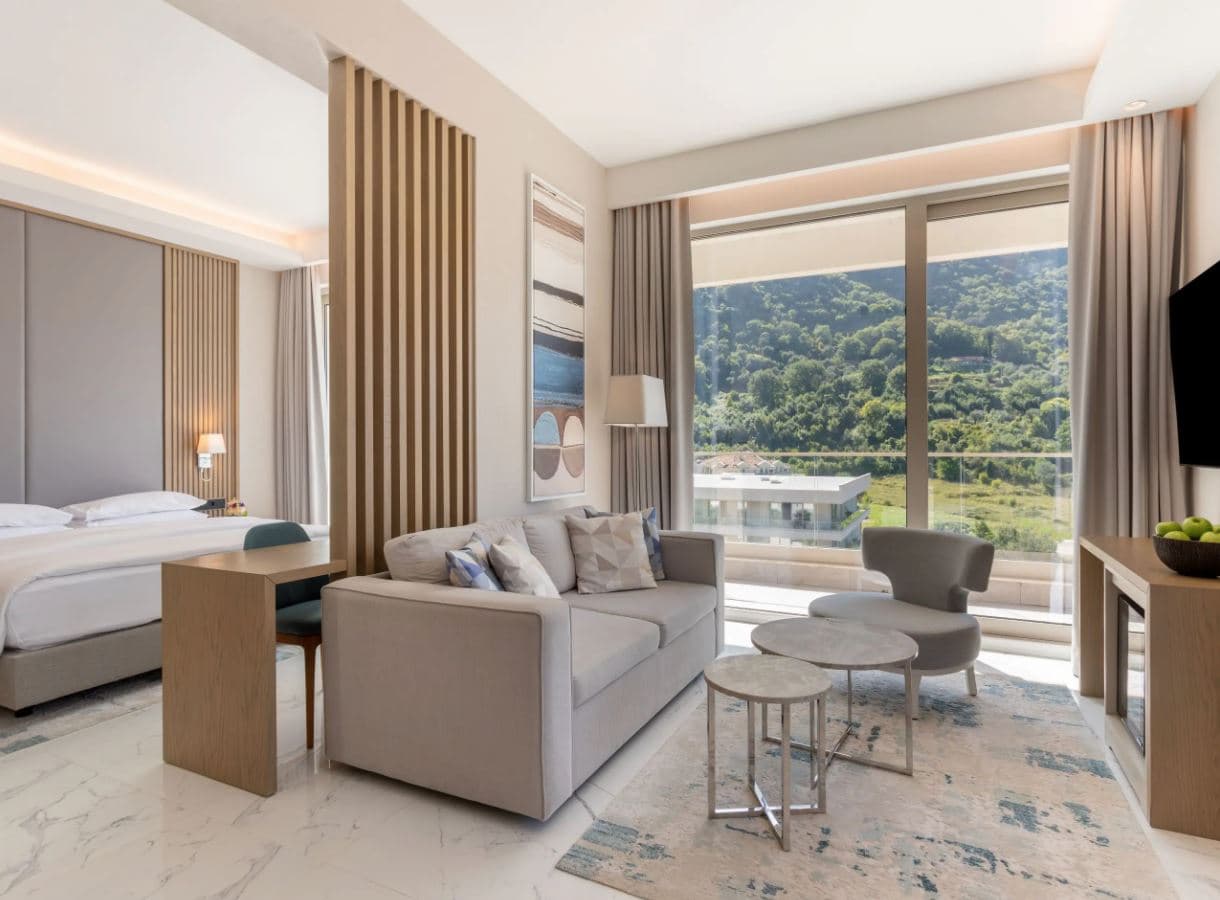 rooms-1-king-bed-sea-view-with-hot-tub-and-terrace-deluxe