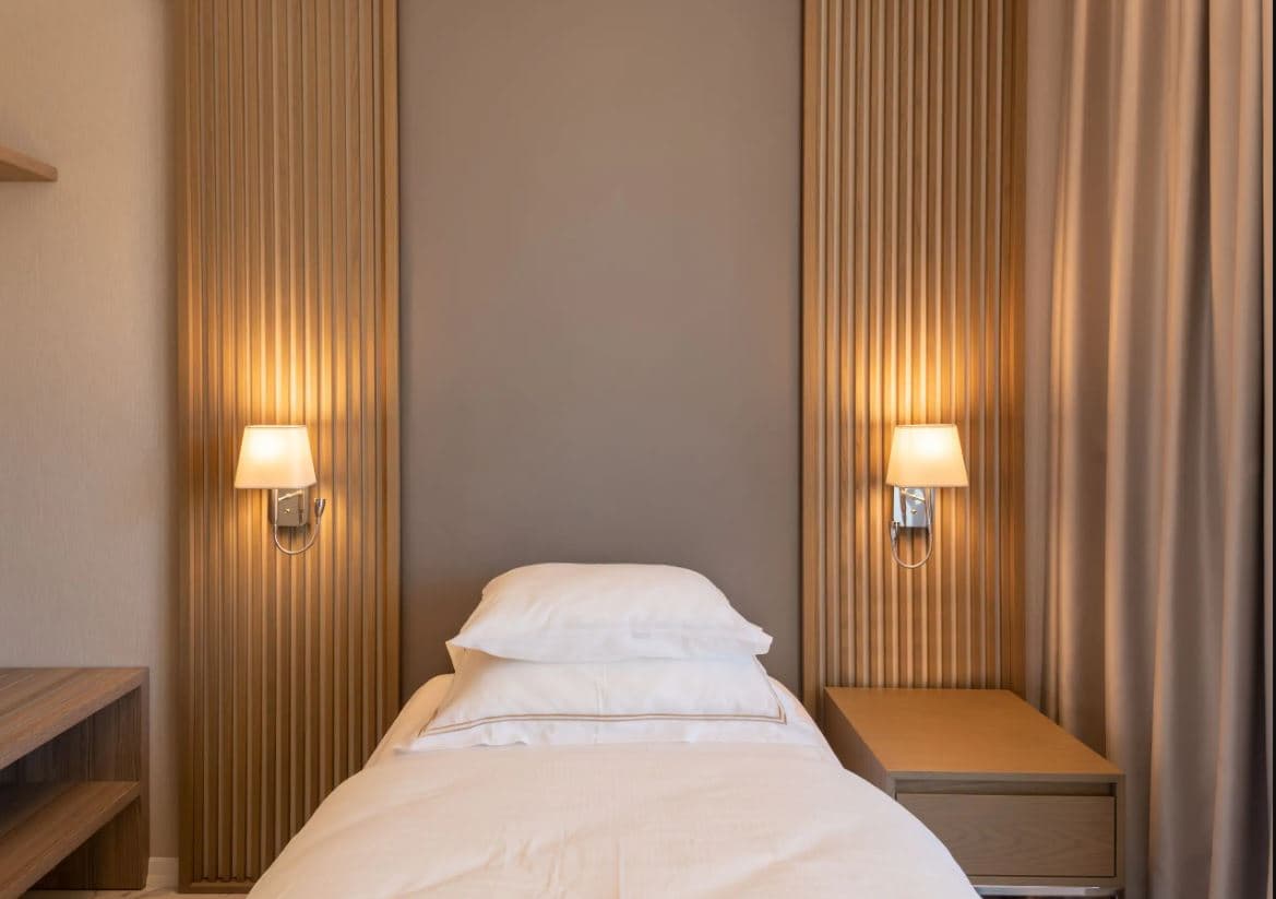 rooms-1-twin-bed-room