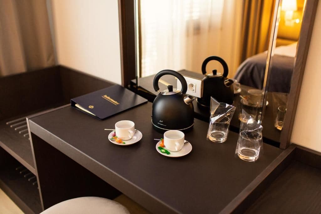 rooms-triple-room