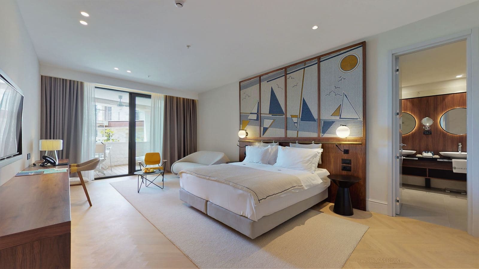 rooms-club-room-sea-view-with-terrace