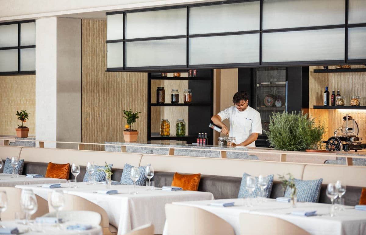restaurants-restaurants