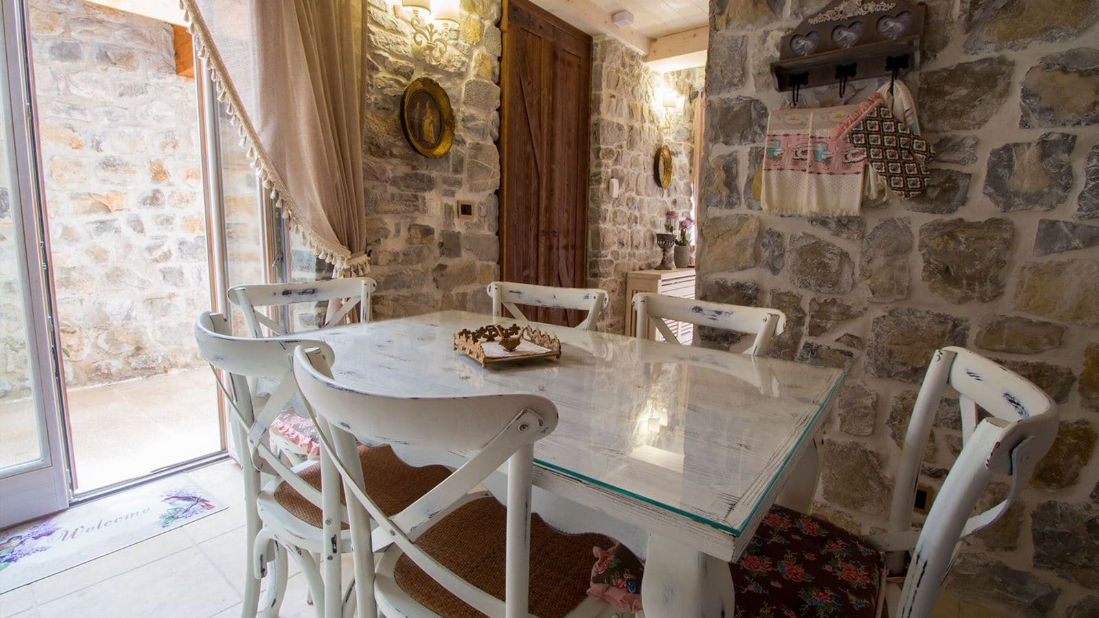 rooms-villa-three-bedrooms