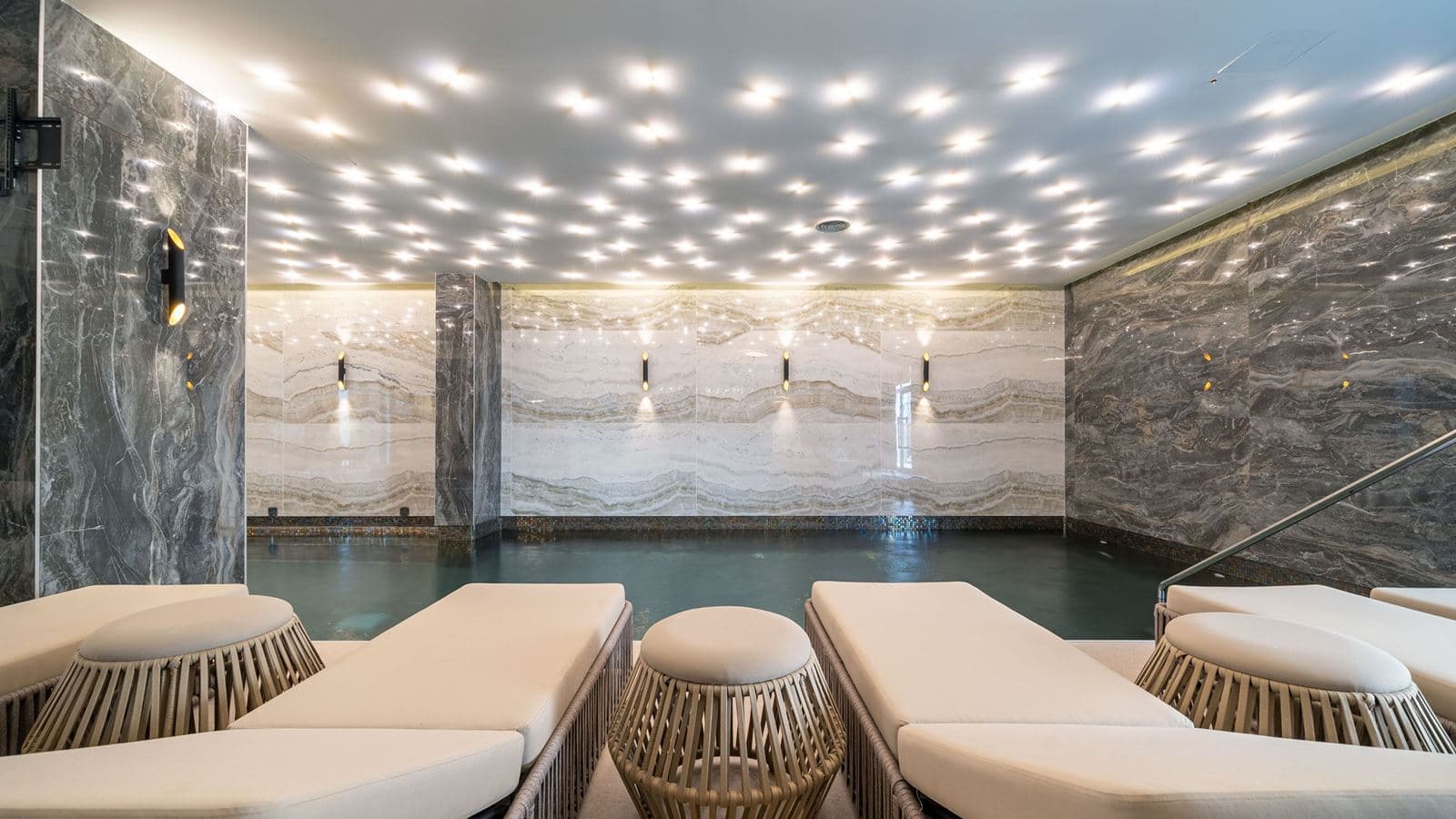pools-indoor-pool