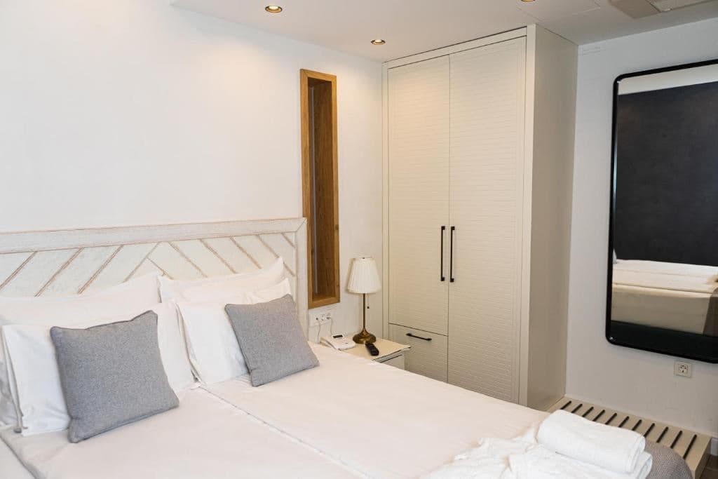 rooms-one-bedroom-apartment