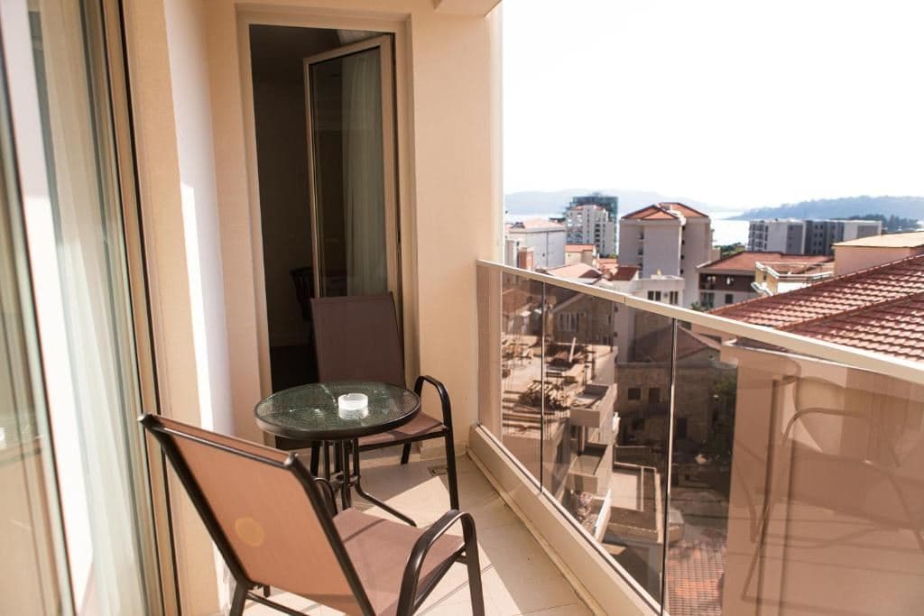 rooms-one-bedroom-apartment
