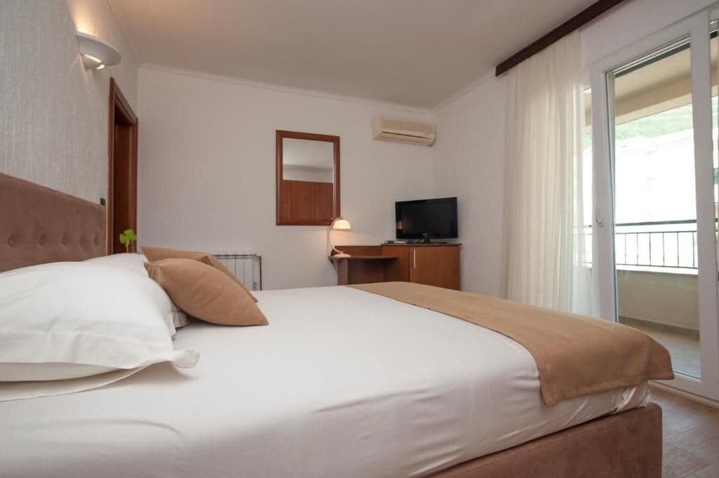 rooms-double-room