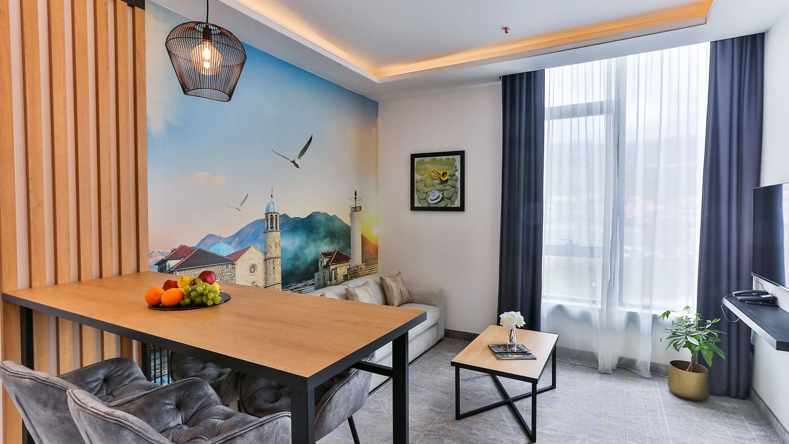 rooms-twobedroom-suite