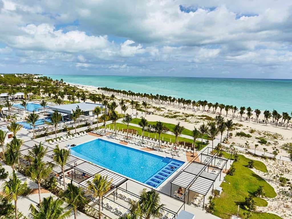 pools-outdoor-pool