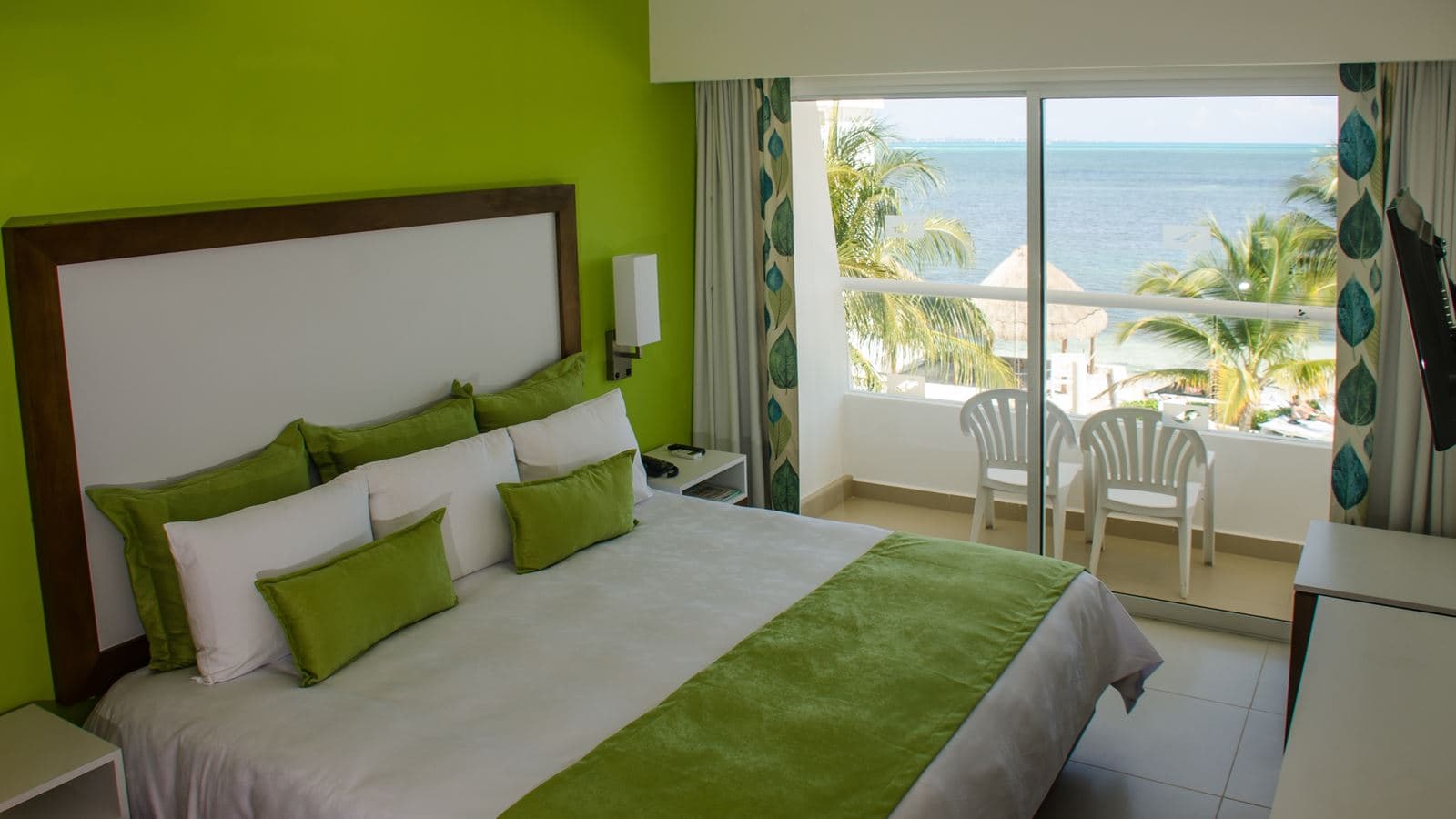 rooms-standard-superior-room